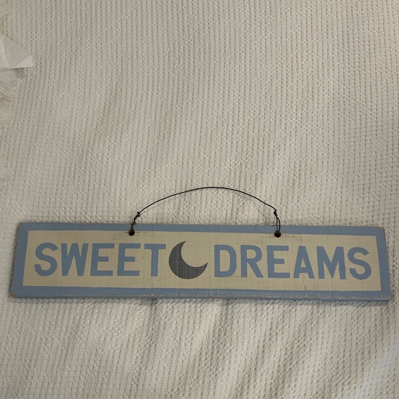 Dormify Hanging Room Sign - Picture 1 of 4